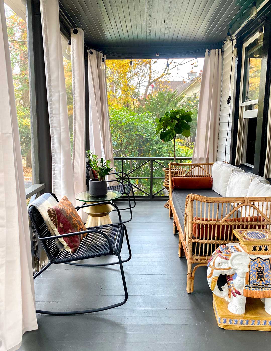 @katepearcevintage_UrbanebronzePorchRailings_TricornBlackDoor03-1